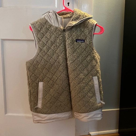 Patagonia Jackets & Blazers - Patagonia vest